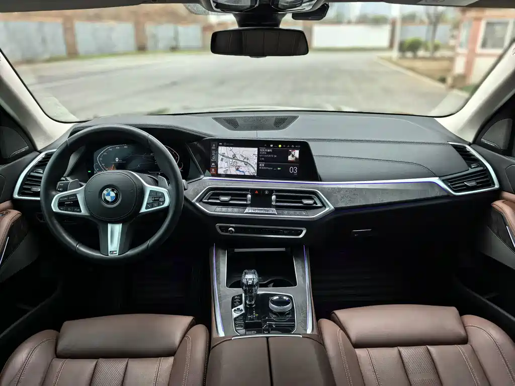 BMW X5 (Import) — фото 7