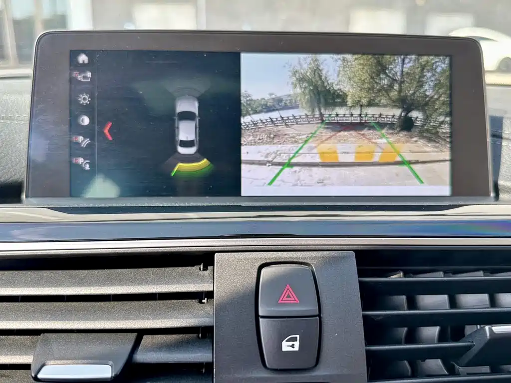 BMW 3 Series — фото 11