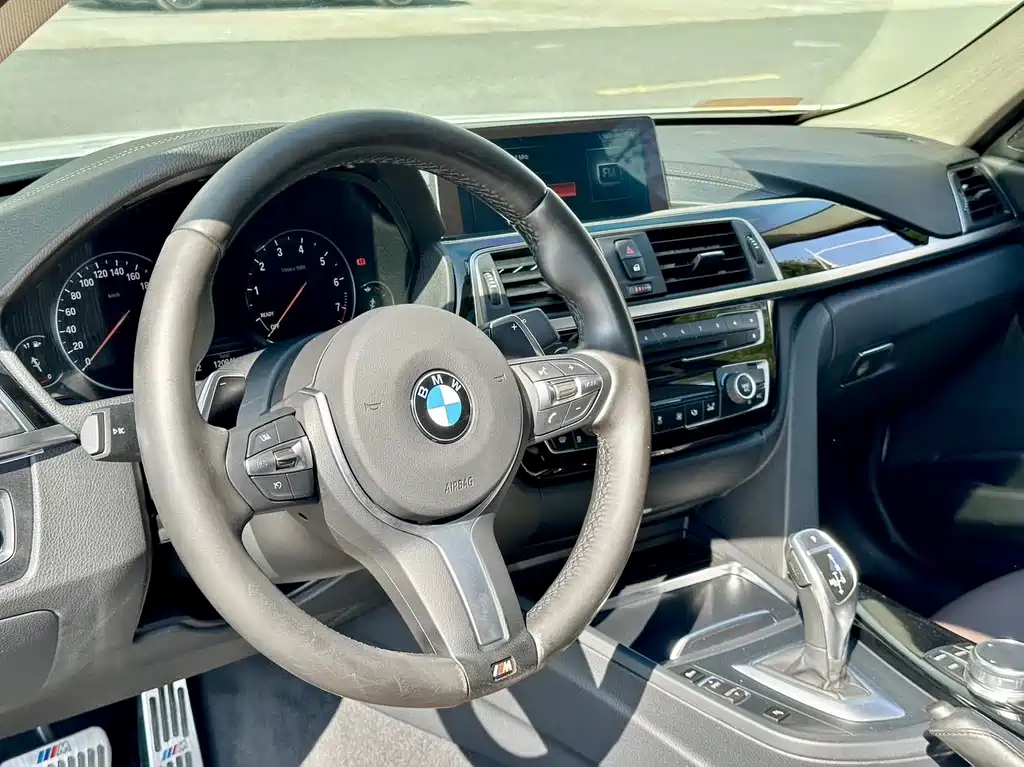 BMW 3 Series — фото 10
