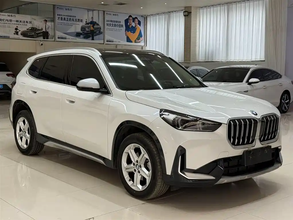 BMW X1 — фото 3