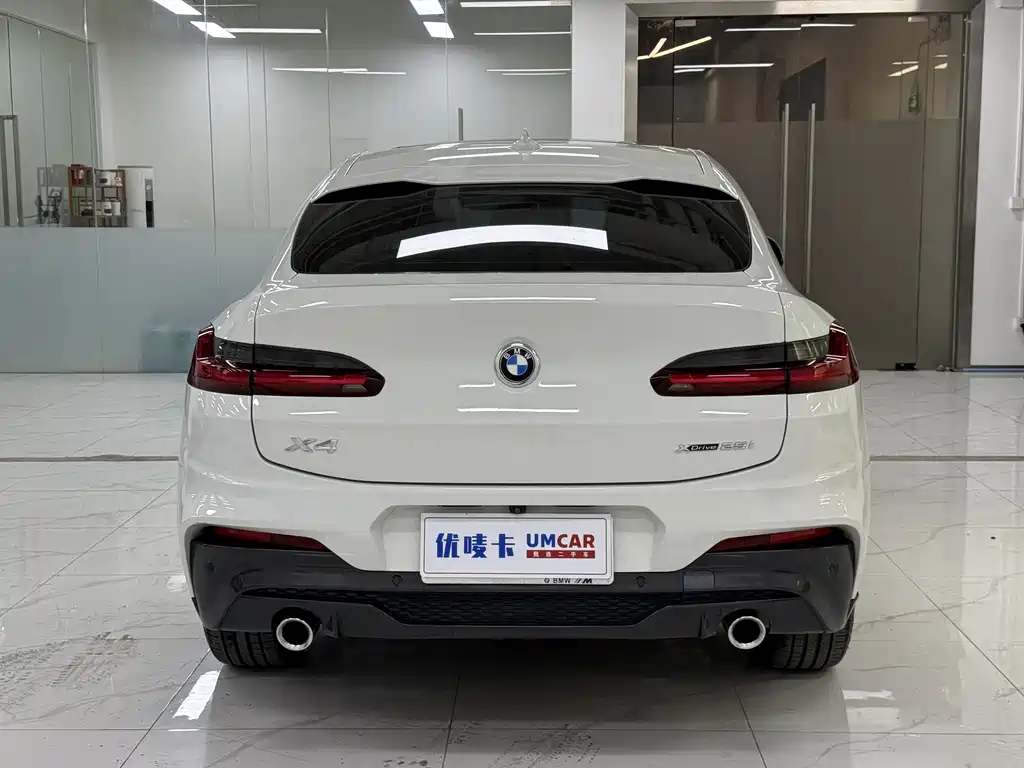BMW X4 — фото 5