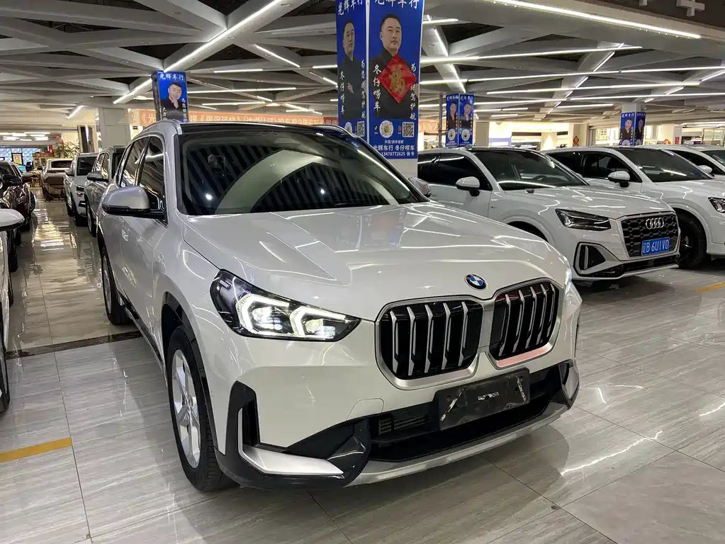 BMW X1 — фото 3