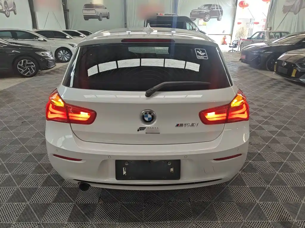 BMW 1 Series (Import) — фото 4