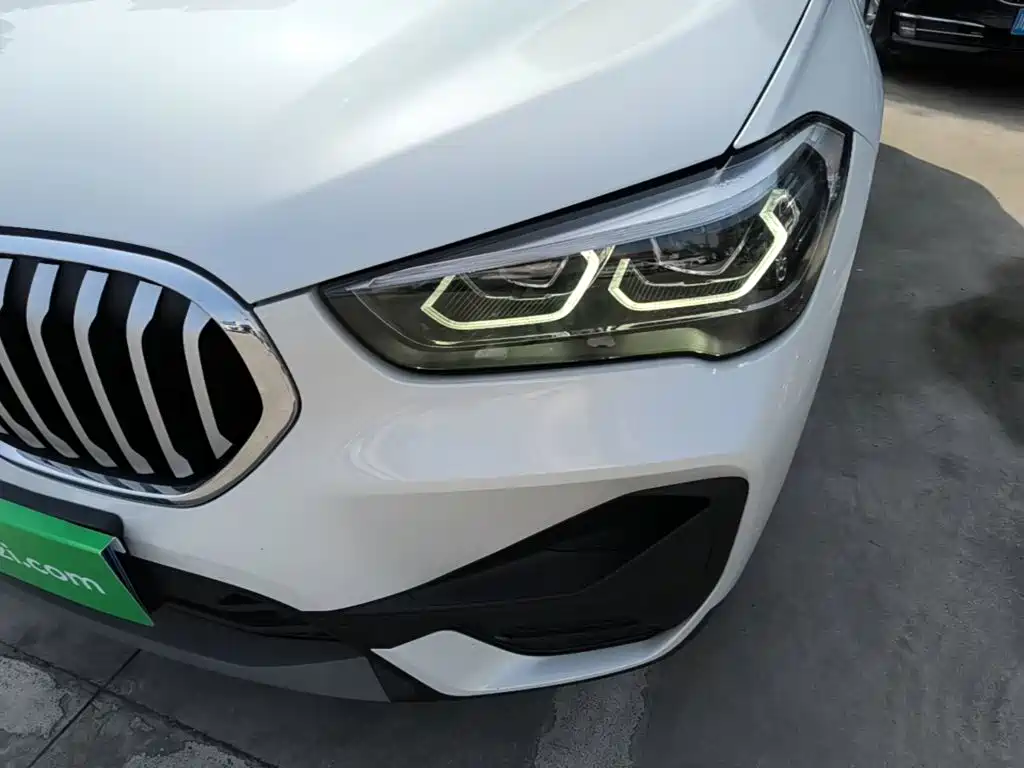 BMW X1 — фото 3