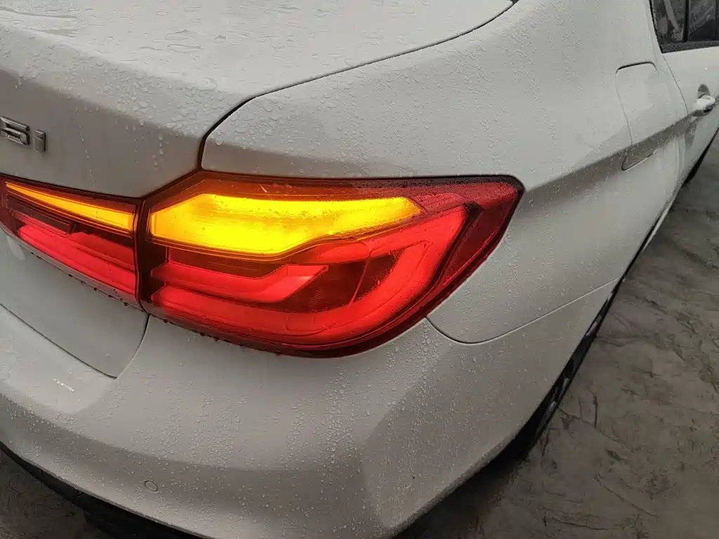 BMW 5 Series (Import) — фото 24