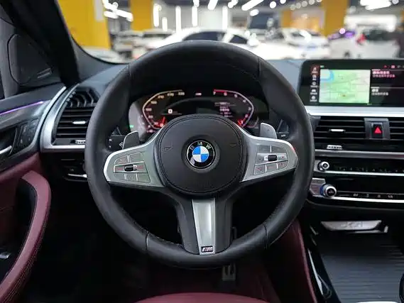 BMW X4 — фото 7