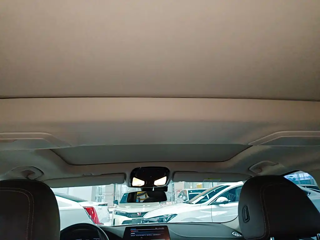 BMW 5 Series New Energy — фото 14