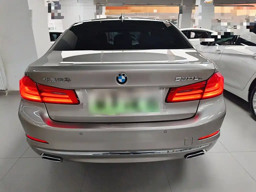 BMW 5 Series New Energy — фото 4