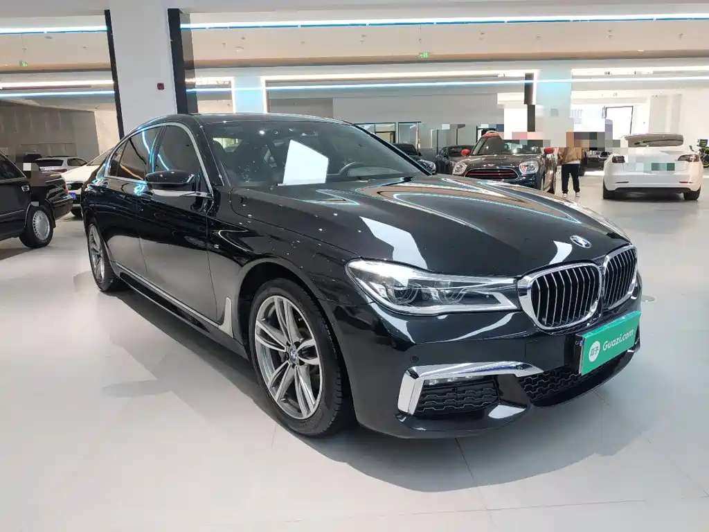 BMW 7 Series — фото 4