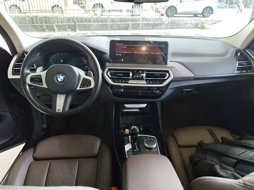 BMW X3 — фото 10