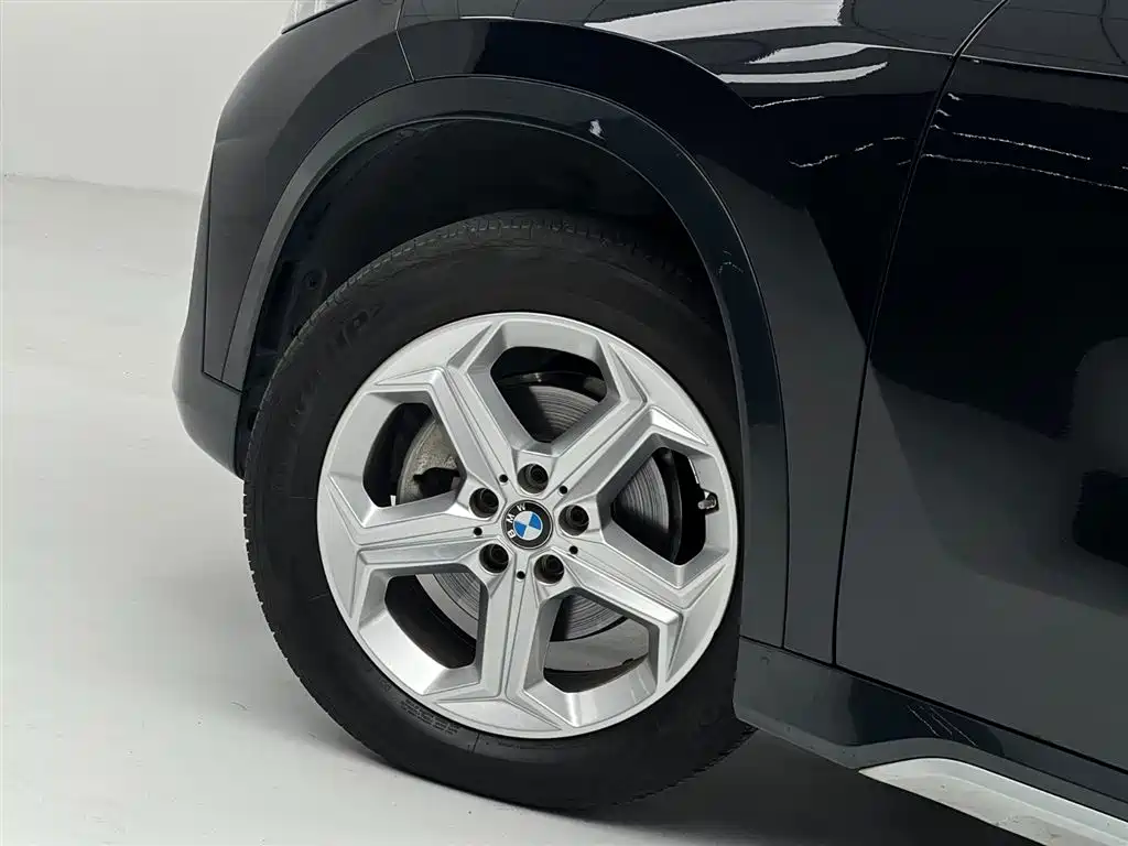 BMW X1 — фото 23