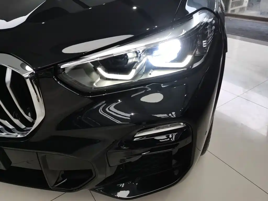 BMW X5 (Import) — фото 24