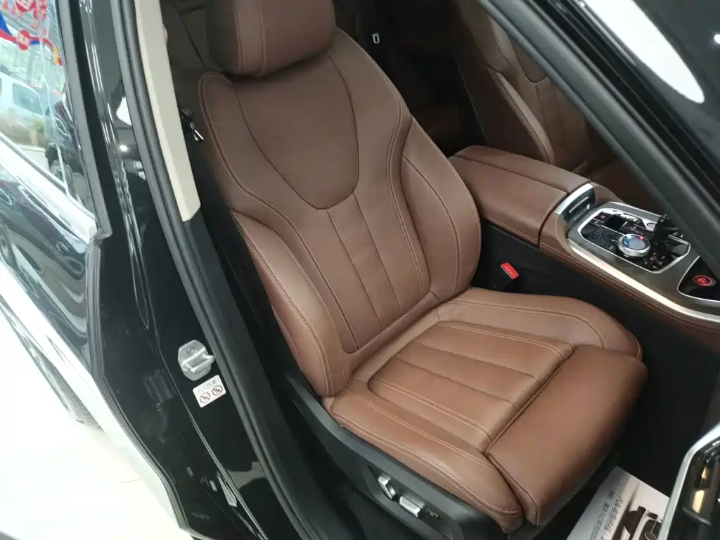 BMW X5 (Import) — фото 25