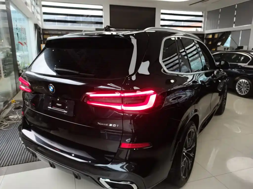 BMW X5 (Import) — фото 7