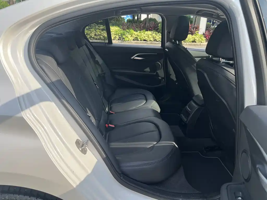 BMW 1 Series — фото 11