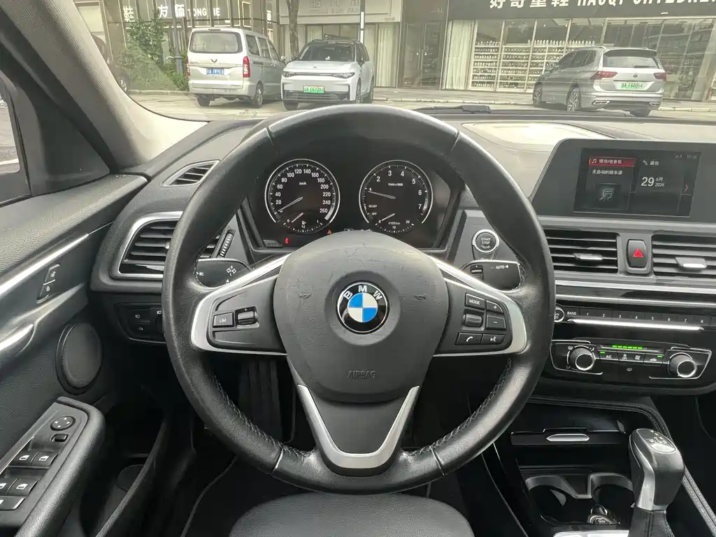 BMW 1 Series — фото 14