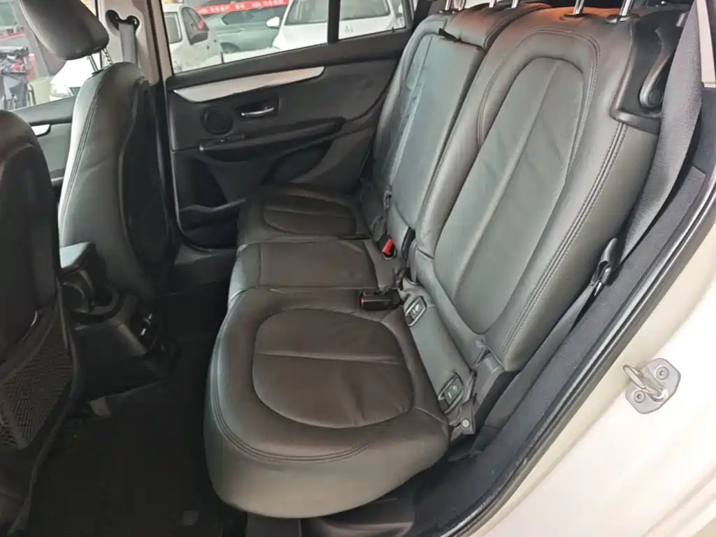 BMW 2 Series Gran Tourer — фото 17