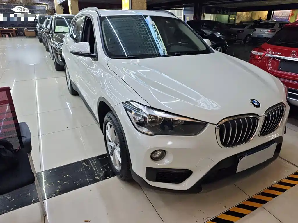 BMW X1 — фото 4
