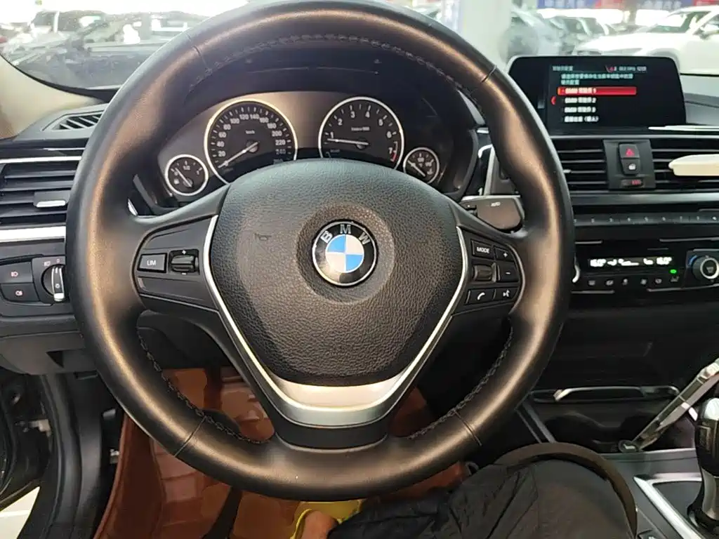 BMW 3 Series — фото 11