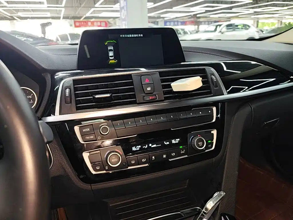 BMW 3 Series — фото 13