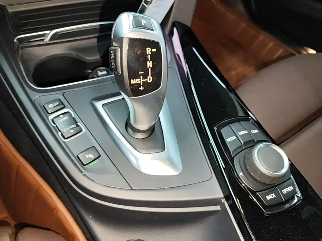 BMW 3 Series — фото 14
