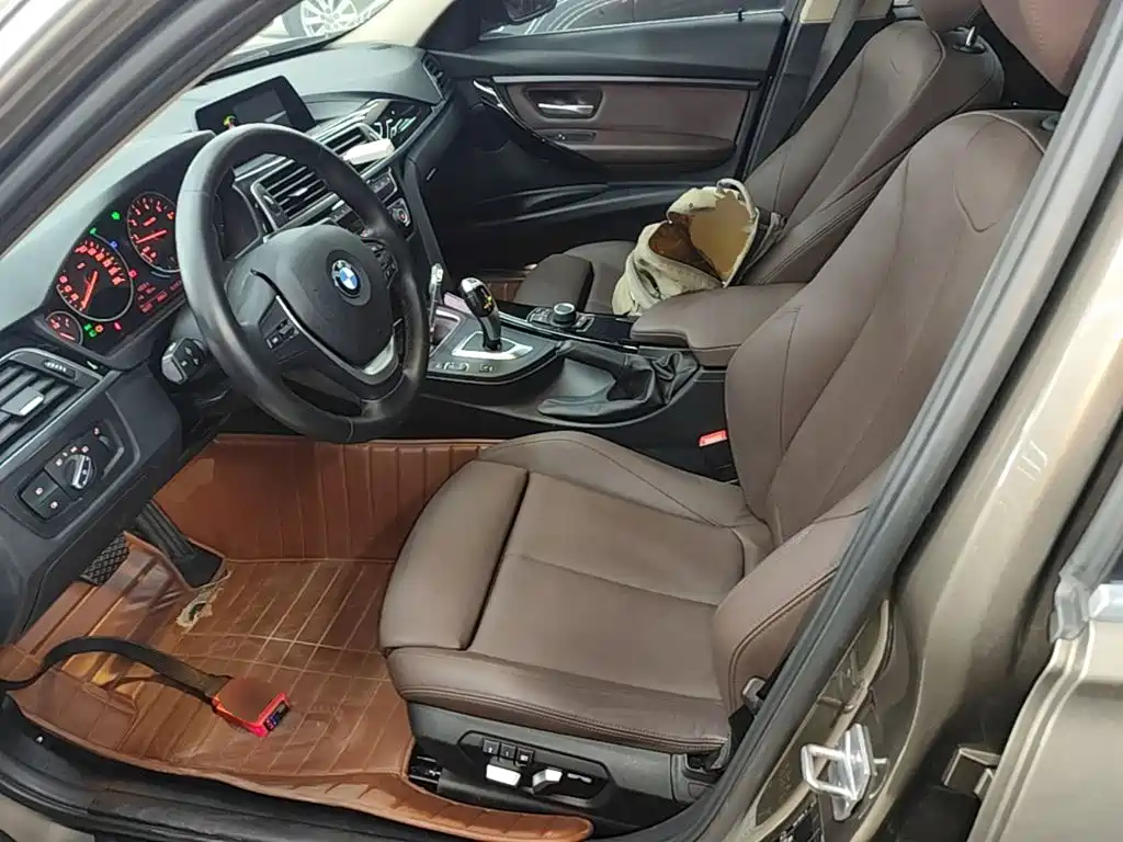 BMW 3 Series — фото 15