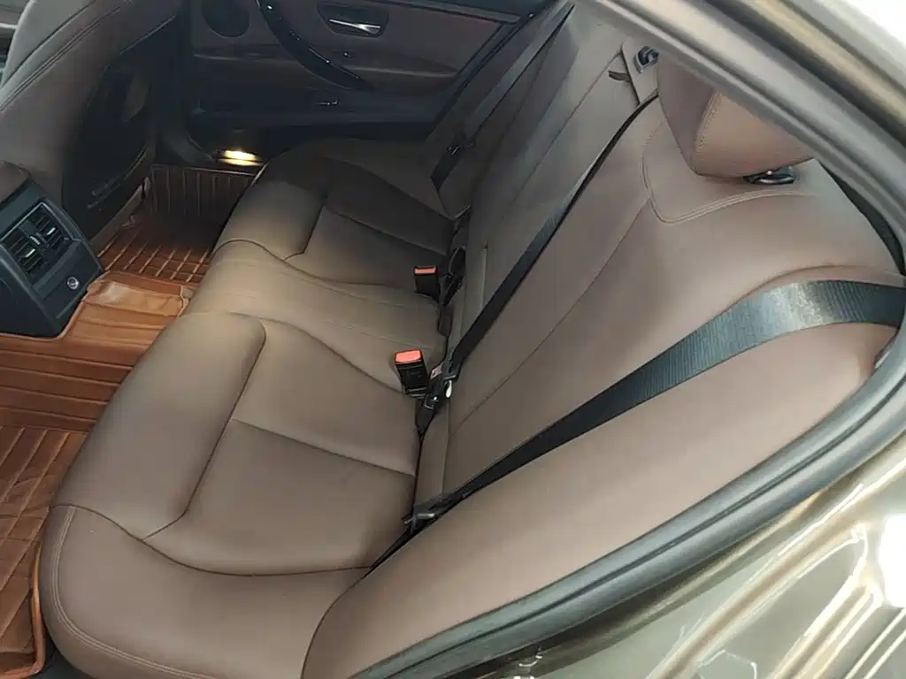 BMW 3 Series — фото 17