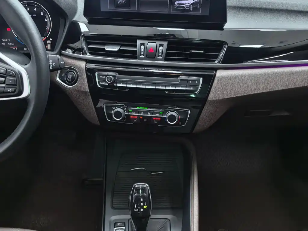 BMW X1 — фото 15
