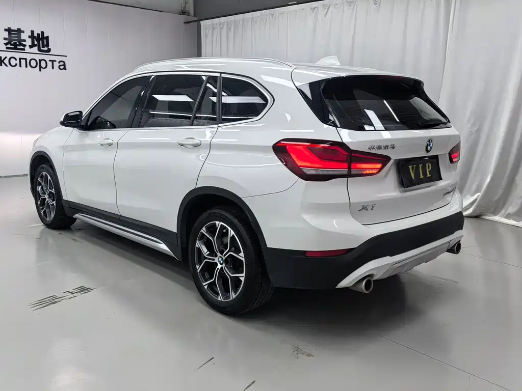 BMW X1 — фото 4
