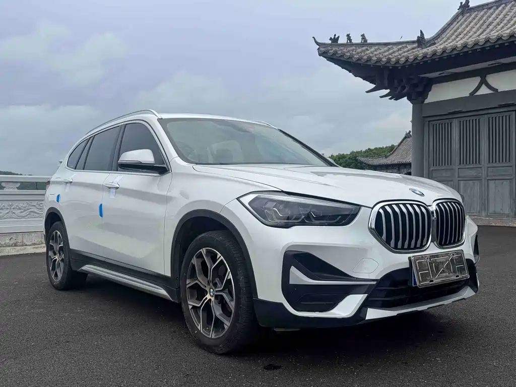 BMW X1 — фото 3