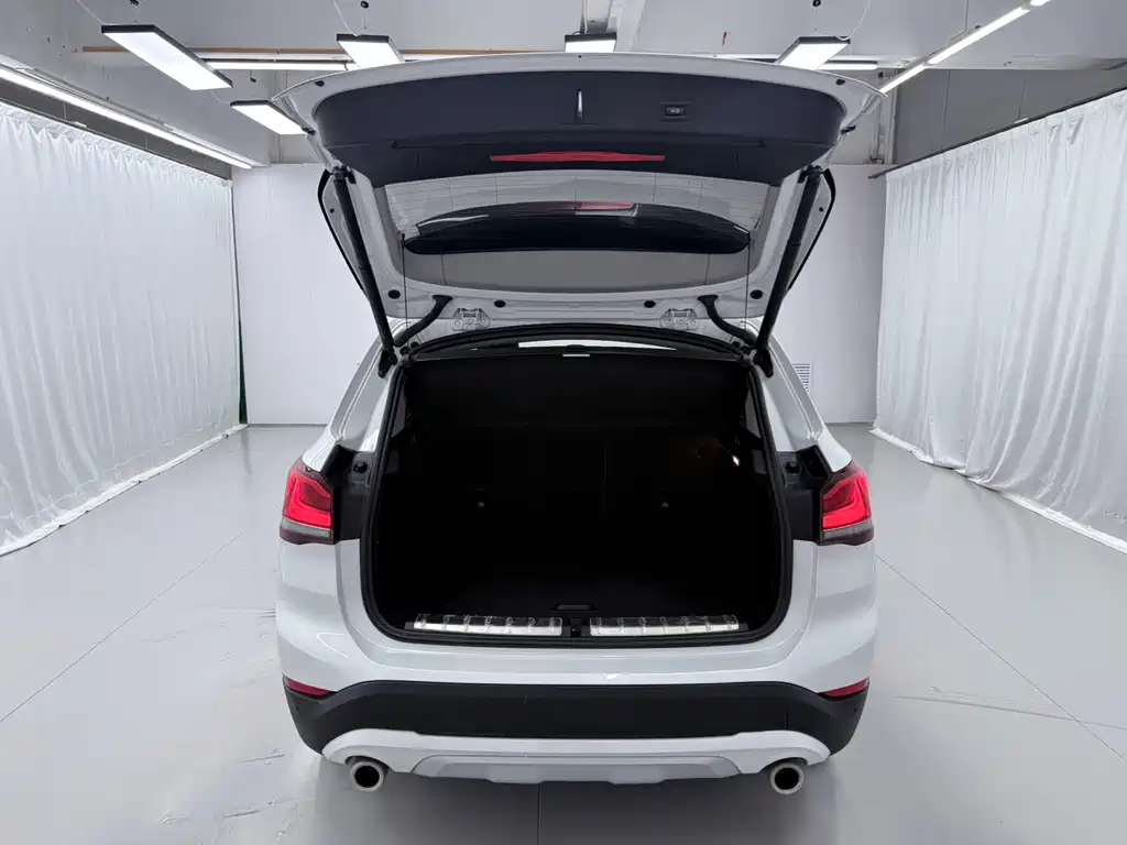 BMW X1 — фото 15