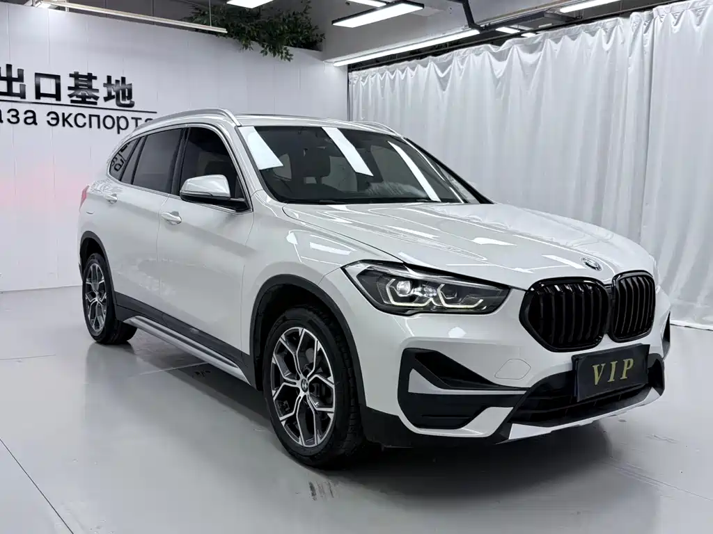 BMW X1 — фото 3