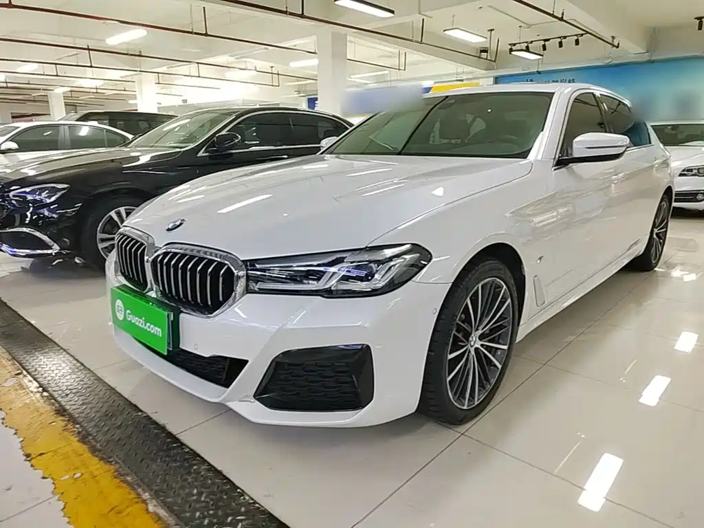 BMW 5 Series — фото 2