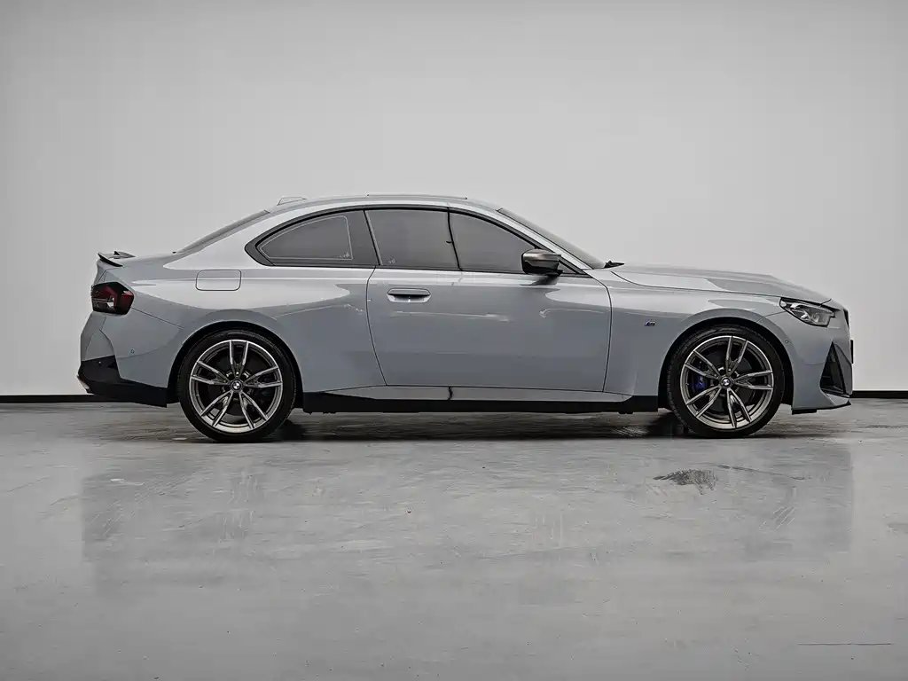 BMW M240i — фото 17