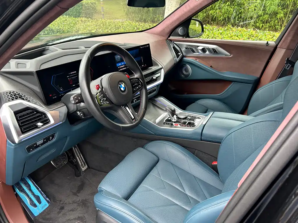 BMW XM — фото 8