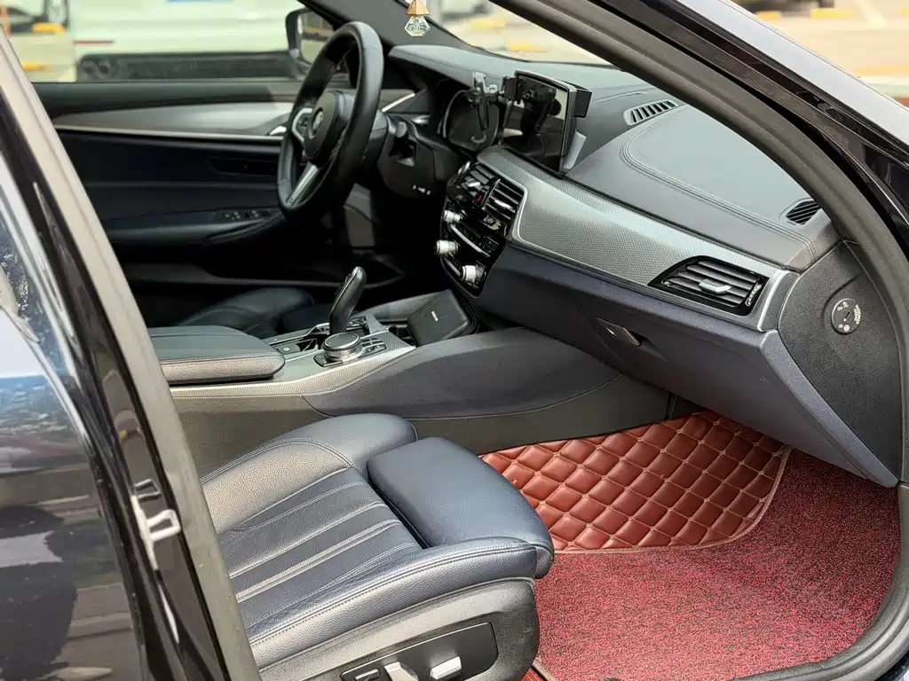 BMW 5 Series (Import) — фото 10