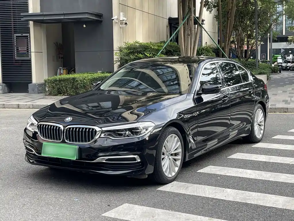 BMW 5 Series New Energy — фото 2