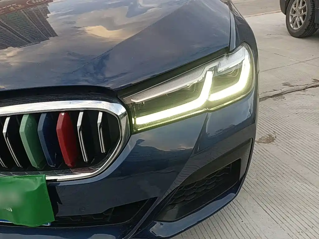 BMW 5 Series — фото 23
