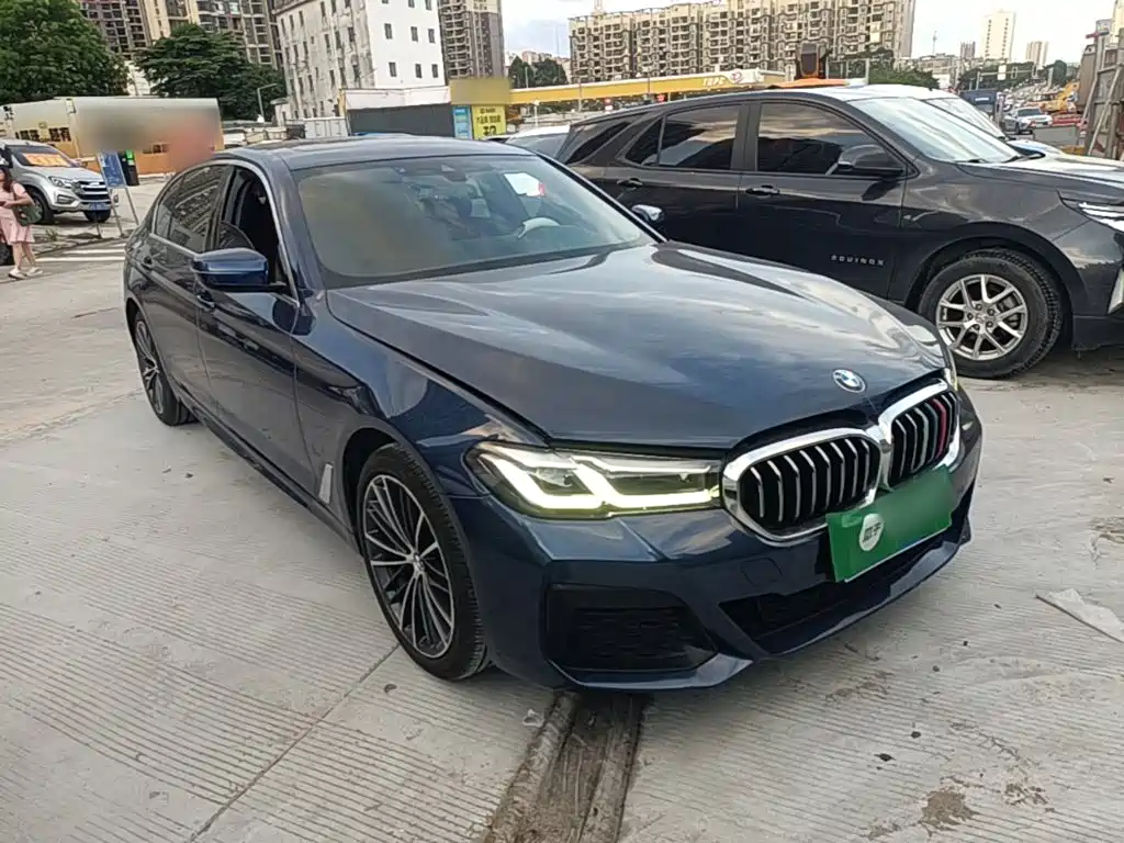 BMW 5 Series — фото 4