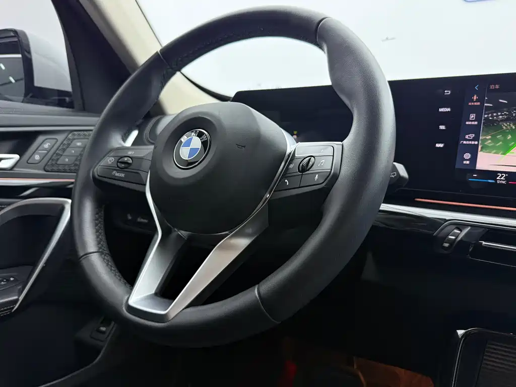 BMW X1 — фото 14
