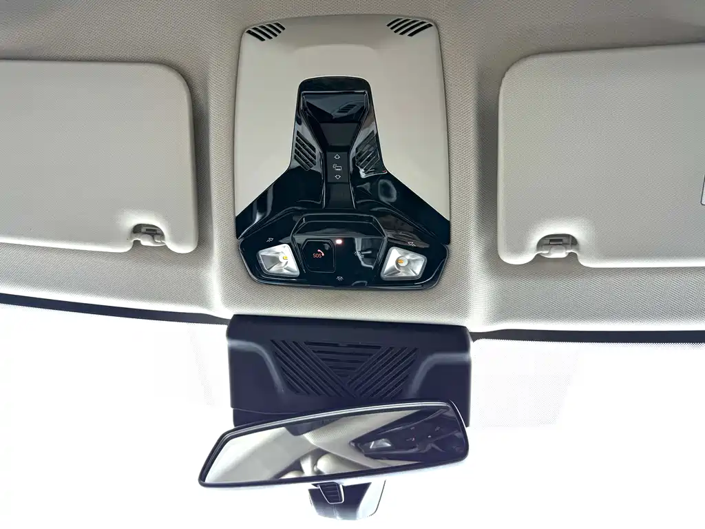 BMW X1 — фото 17