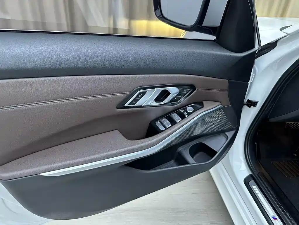 BMW 3 Series — фото 10