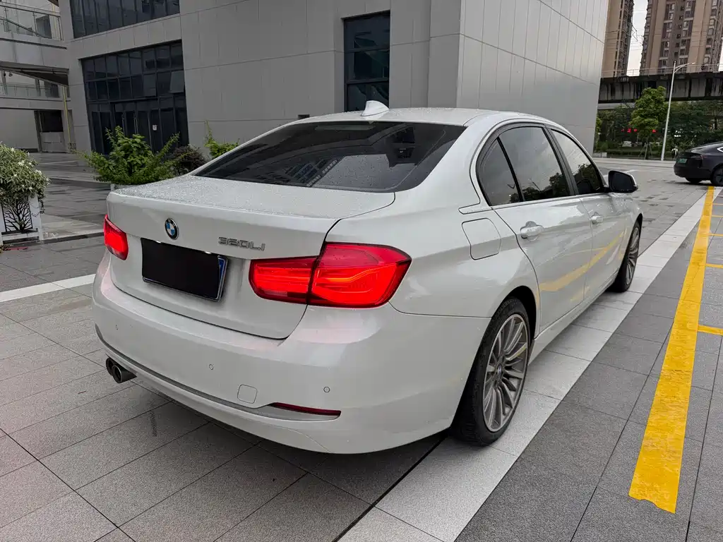 BMW 3 Series — фото 4
