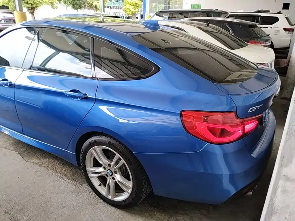 BMW 3 Series GT — фото 5