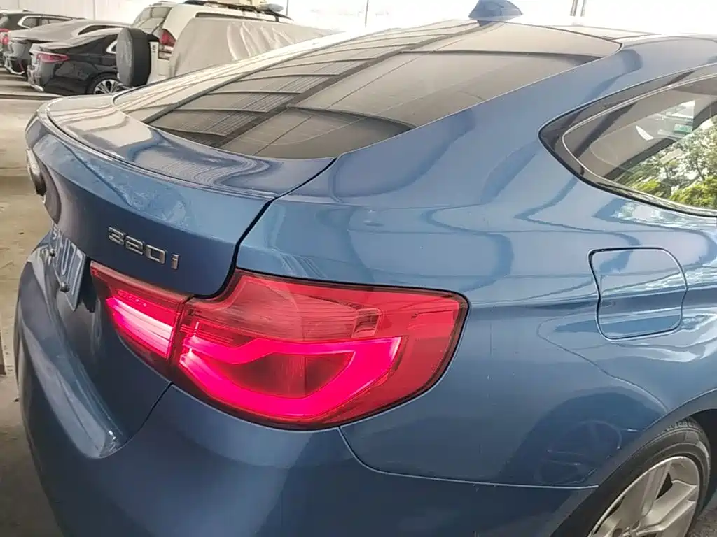 BMW 3 Series GT — фото 6