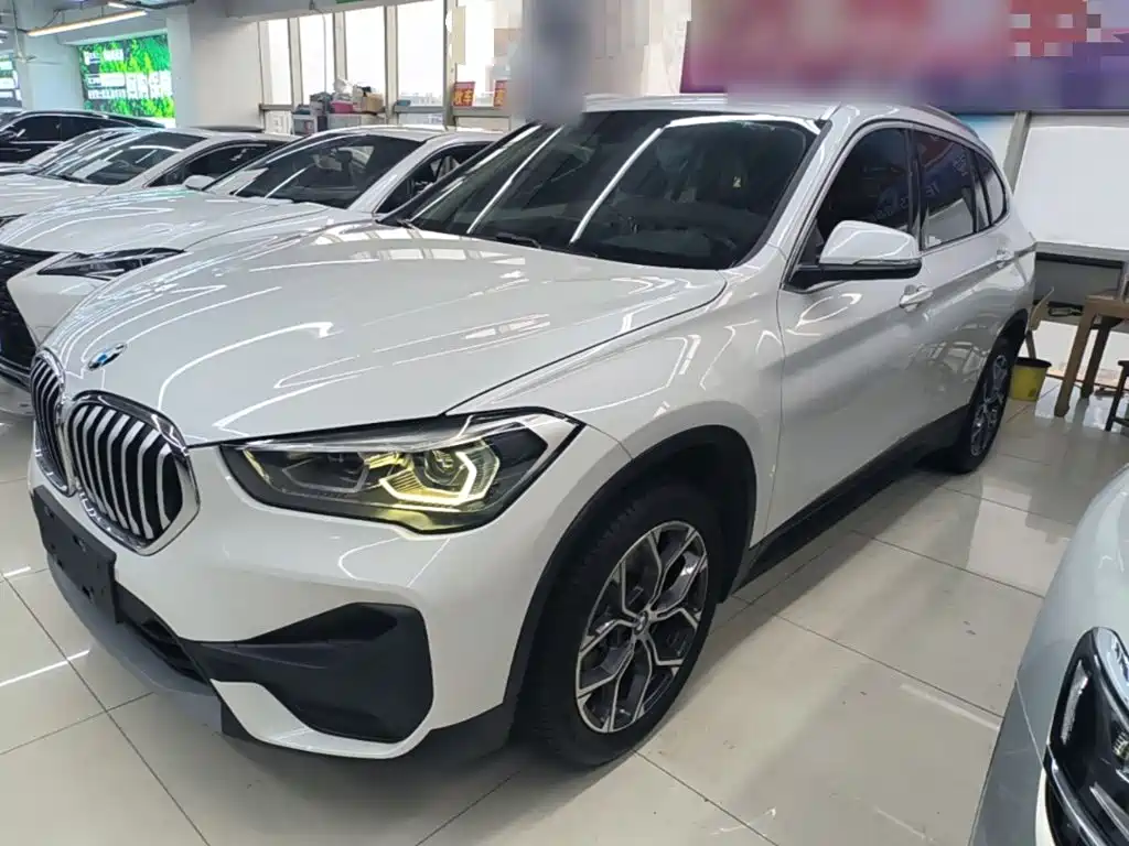 BMW X1 — фото 2