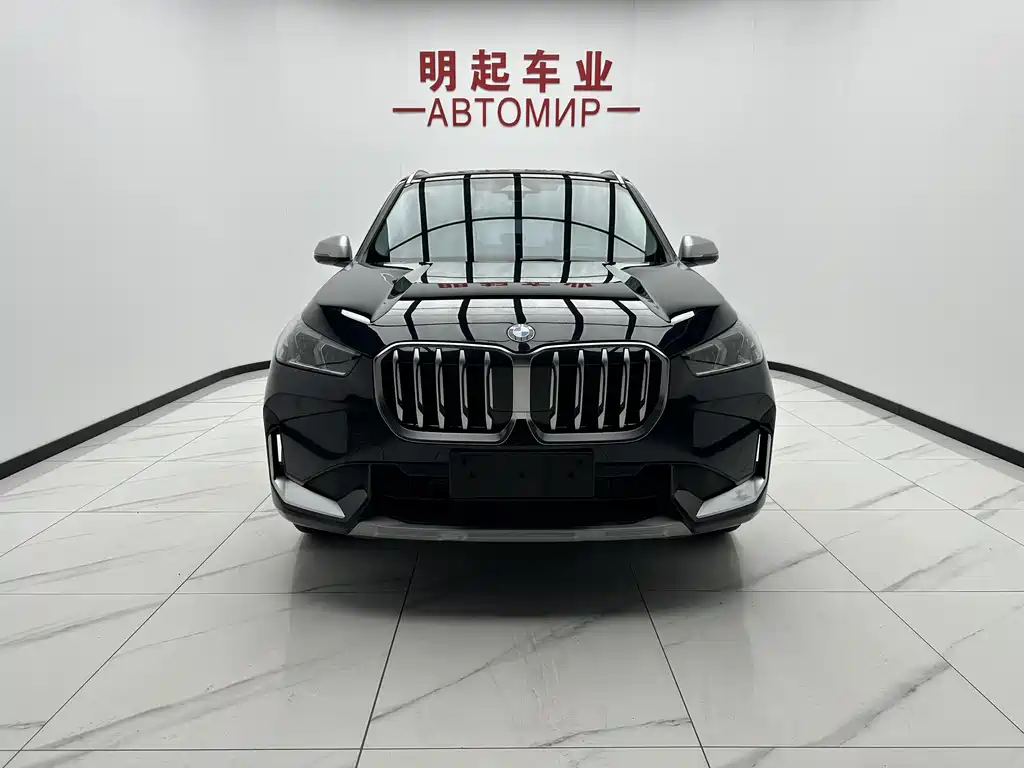 BMW X1 — фото 2
