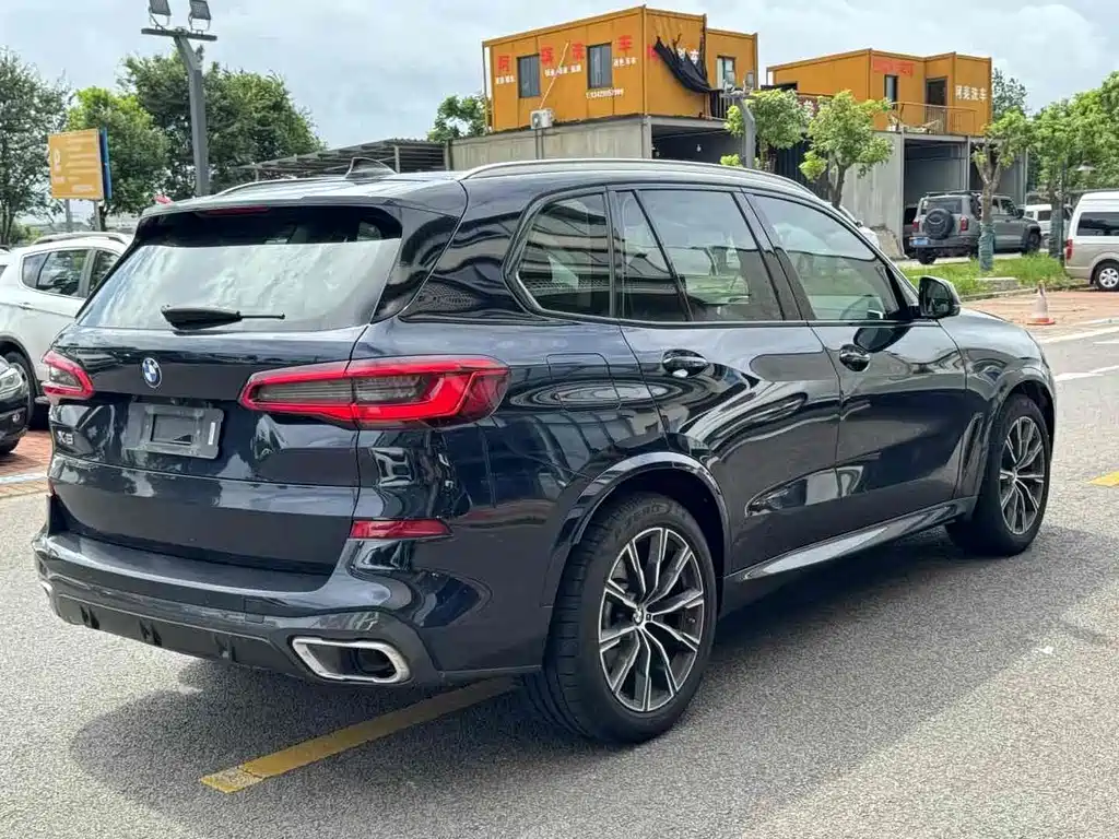 BMW X5 (Import) — фото 7