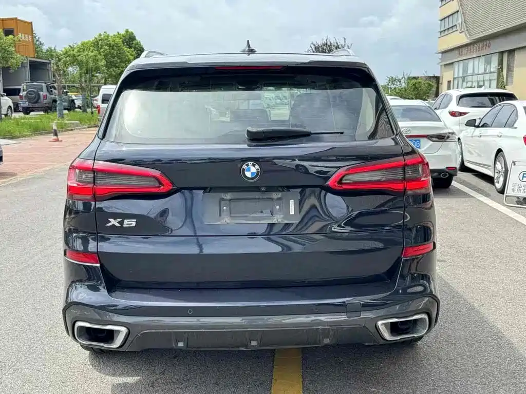 BMW X5 (Import) — фото 8