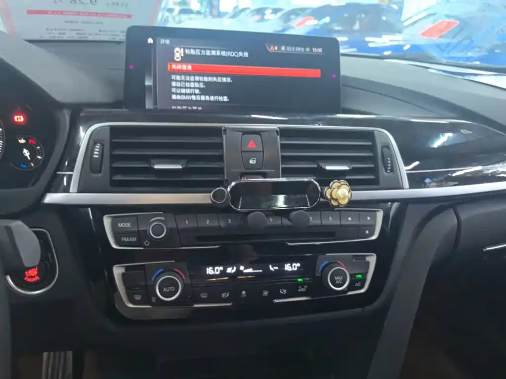 BMW 3 Series — фото 13
